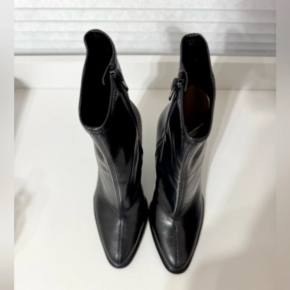 Zara Women’s Sleek Black Pointed Heeled Boots - Picture 5 of 9